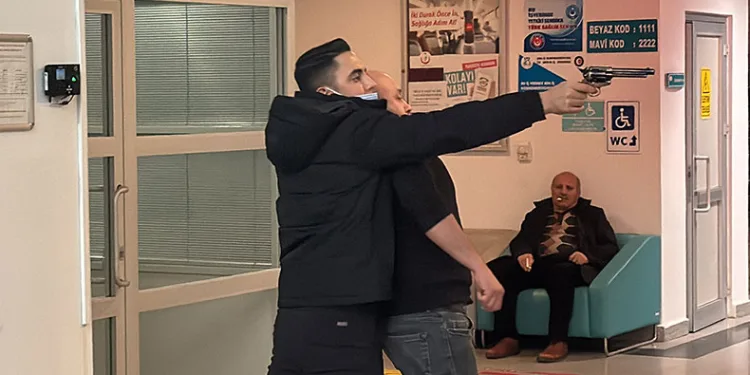 Rehine kurtarma tatbikatı gerçeğini aratmadı