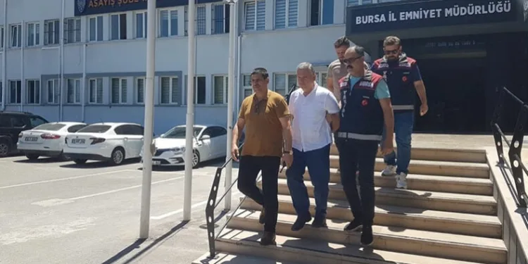 Kurban hissesi dolandırıcılığında baba-oğulun yargılanması sürüyor