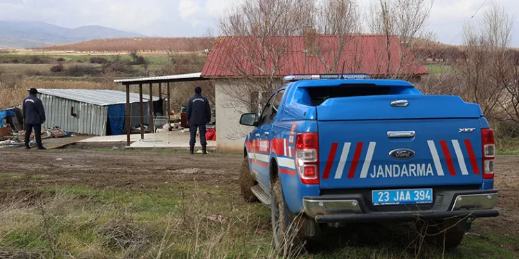 ‘Sudan sebep’ten silahlı kavga