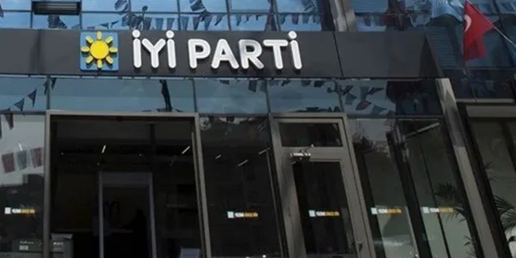 İYİ Parti’de bir istifa daha