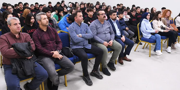 Öğrencilere iklim değişikliği eğitimi