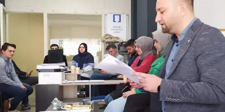 Başkan Mustafa Gökçe güven tazeledi