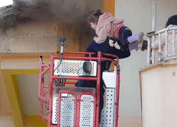25 kişi itfaiyenin müdahalesi ile kurtarıldı