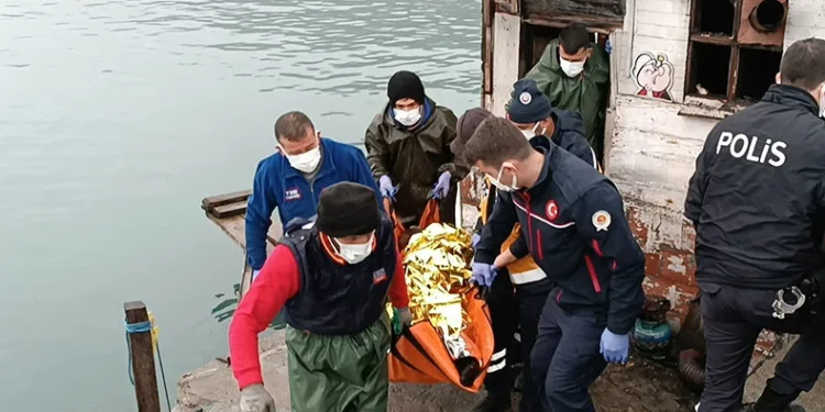 Kulübede çıkan yangında bir kişi ağır yaralandı