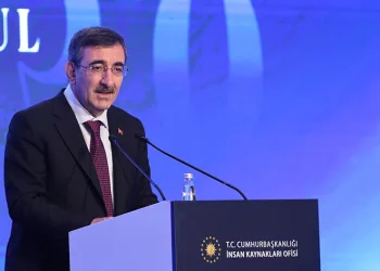 Cevdet Yılmaz’dan Türkiye’nin büyüme rakamlarına ilişkin mesaj