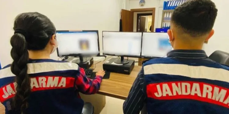 Jandarmadan zararlı web sitelerine engel