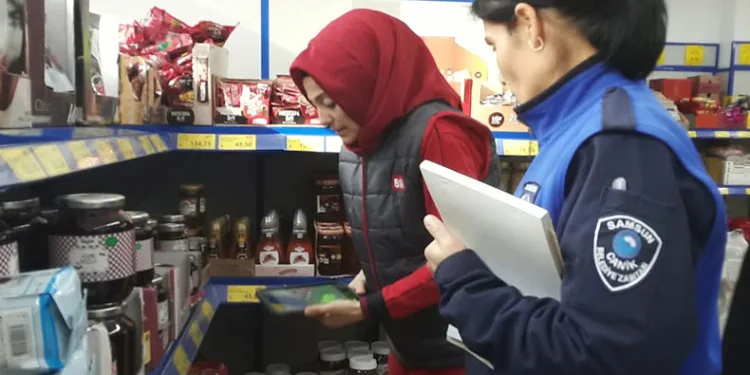 Canik’te marketlere sıkı denetim