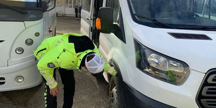 Ticari araçlara sıkı kış lastiği denetimi