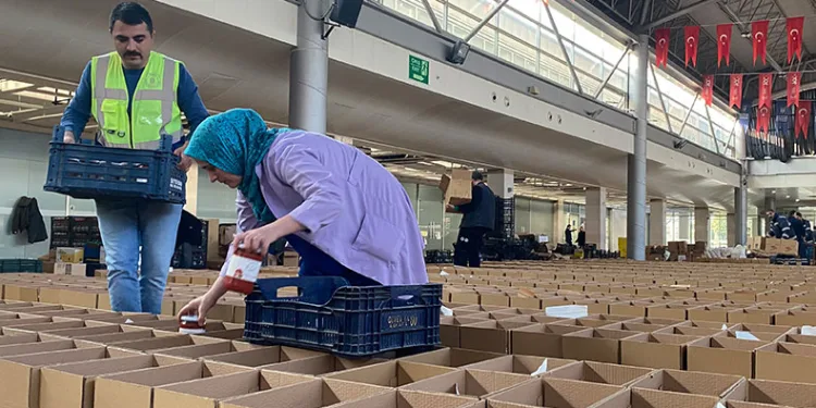 Bursa’nın üreten kadınları Büyükşehir’le güçleniyor