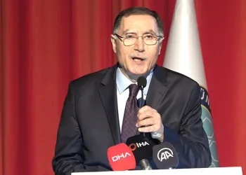 “Egemen güçlerin sistemi artık çöktü”