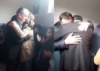 Gözyaşları içerisinde emekliliğe ayrıldı