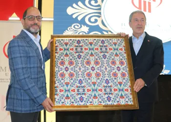 TBMM Milli Savunma Komisyonu Başkanı Akar, Bursa’da
