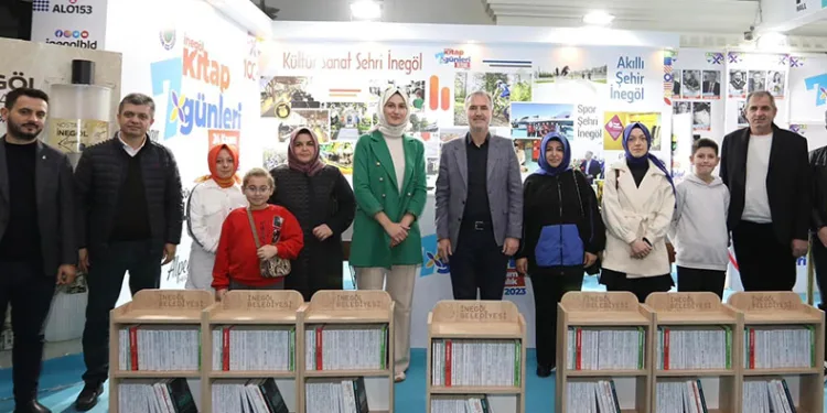 İnegöl’de Kitap Kuleleri sahiplerini buldu