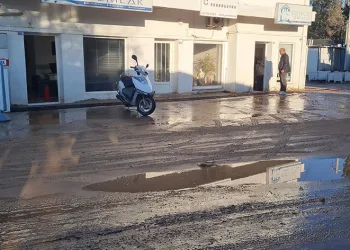Bodrum’da içme suyu isale hattı patladı