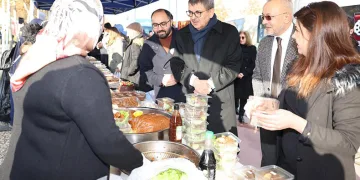 Hayır Çarşısının geliri Gazze’ye gidecek