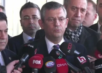 Özel, Hasan Bitmez’i ziyaret etti