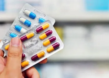 İlaç fiyatlarına yüzde 25 zam