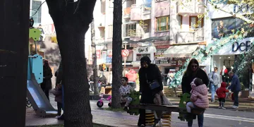 Havanın güneşli olmasıyla vatandaşlar dışarıya akın etti
