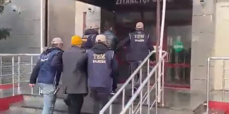 Balıkesir’de DEAŞ üyesi 4 kişi yakalandı