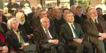 ‘İstanbul Camileri’ kitabı Üsküdar’da tanıtıldı