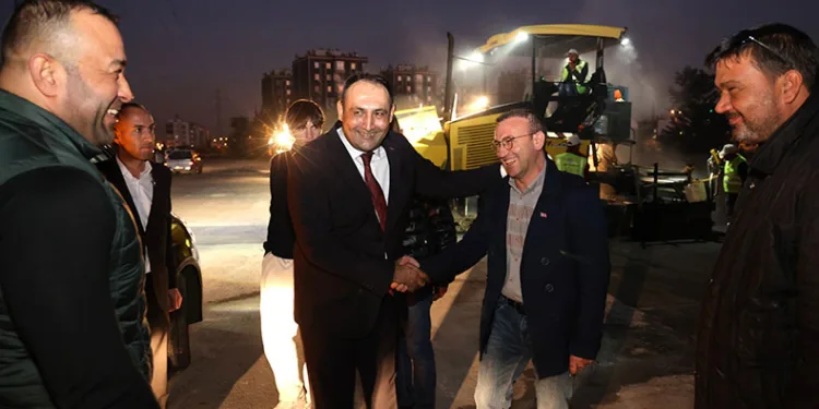 Toroslar’da asafalt çalışmaları sürüyor