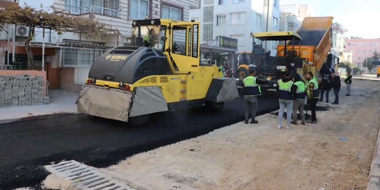 Akdeniz’de yollar yenileniyor