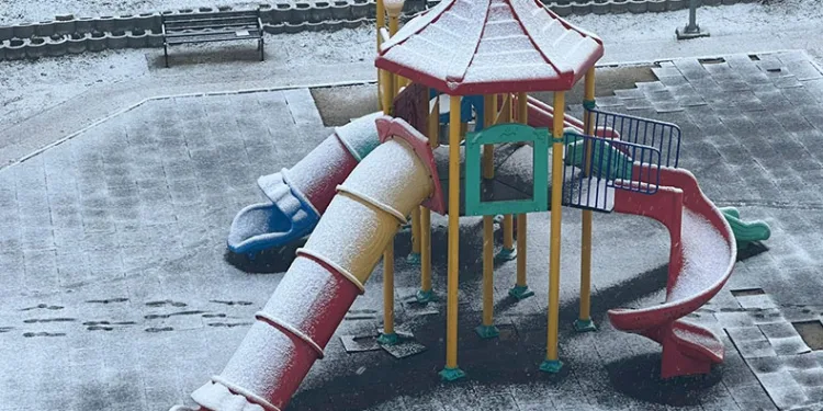 Yüksekova beyaza büründü