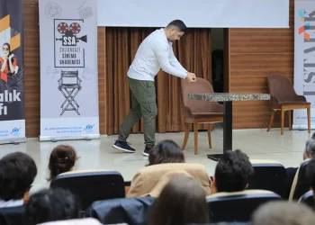 Sultangazi’de gençlere Sinema Akademisi