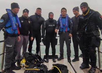 Deniz polisi Karadeniz’de denetimlerini sürdürüyor