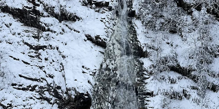 Ayder Yaylası’ndan kartpostallık kar manzaraları