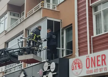 İlaçla intihar girişiminde bulunarak kendini ihbar etti