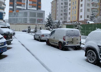 Kastamonu beyaz örtüyle kaplandı