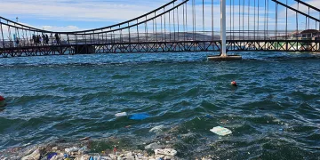 Bandırma’da lodos etkili oldu