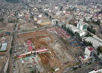 26 bin hasarlı bina yıkıldı