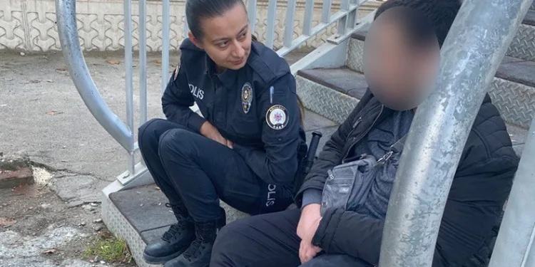 Atlamak üzereyken vatandaş yakaladı