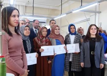 24 kadın devlet eliyle meslek sahibi oldu