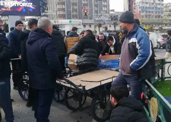 Zabıta izinsiz seyyar satıcılara göz açtırmadı