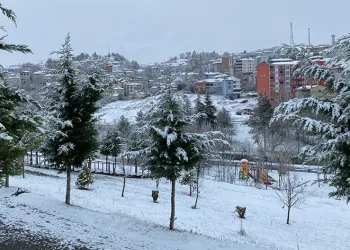 Samsun’un yüksek ilçeleri beyaza büründü