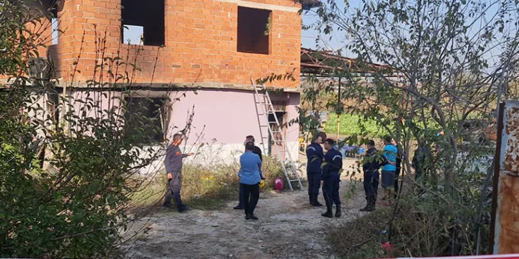 Yangına uykuda yakalanan çiftçi feci şekilde öldü
