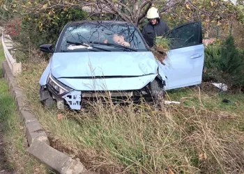 Samsun’da otomobil takla attı