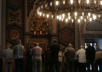 Türkiye’nin her yerinden bu imamı dinlemeye geliyorlar
