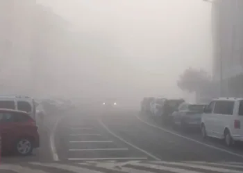 Yoğun sis öğle saatlerine kadar etkili oldu