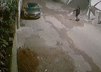 Çadırda kalan ailenin eşyalarını çalıp kaçtı