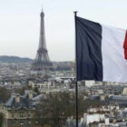 Fransa, Nijer’deki Büyükelçiliğini kapatıyor