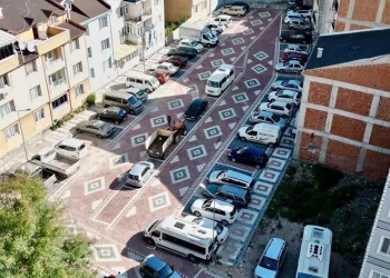İnegöl’de 4750 araçlık otopark hizmete girdi