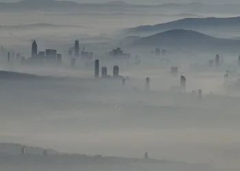 İstanbul’da sis etkili oldu