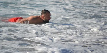 Ölüdeniz’de yaz bitmedi