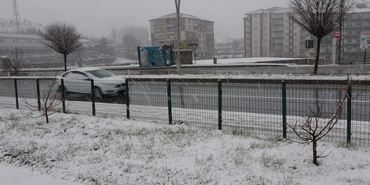 Bitlis’te kar yağışı