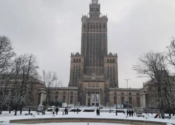 Polonya’da termometreler eksi 25’i gördü