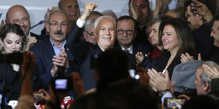 Mustafa Bozbey, Bursa Büyükşehir için adaylığını açıkladı